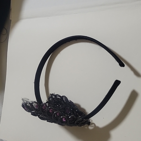 Women lace pink and black heart head band - Picture 3 of 3